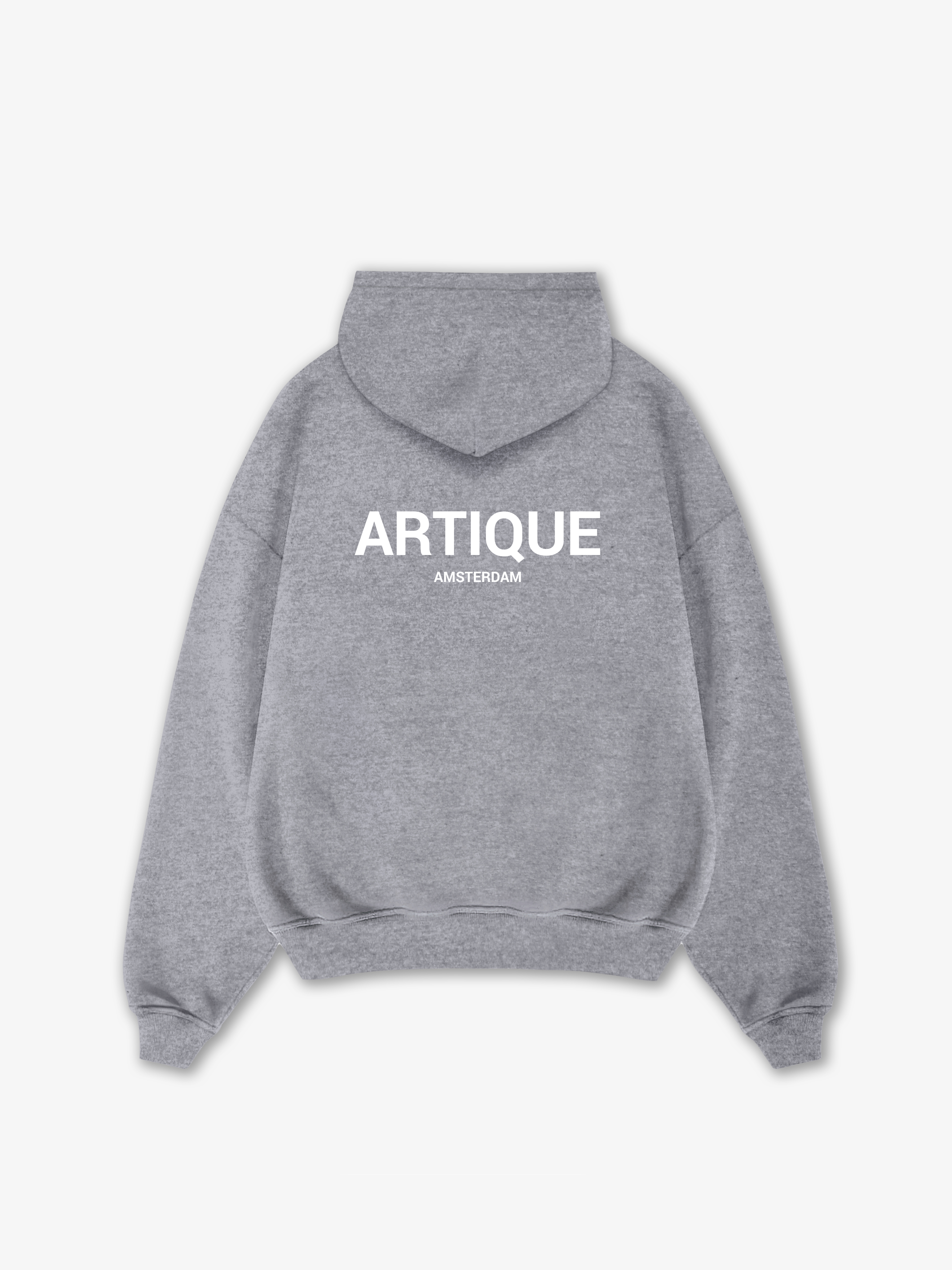 SIGNATURE HOODIE