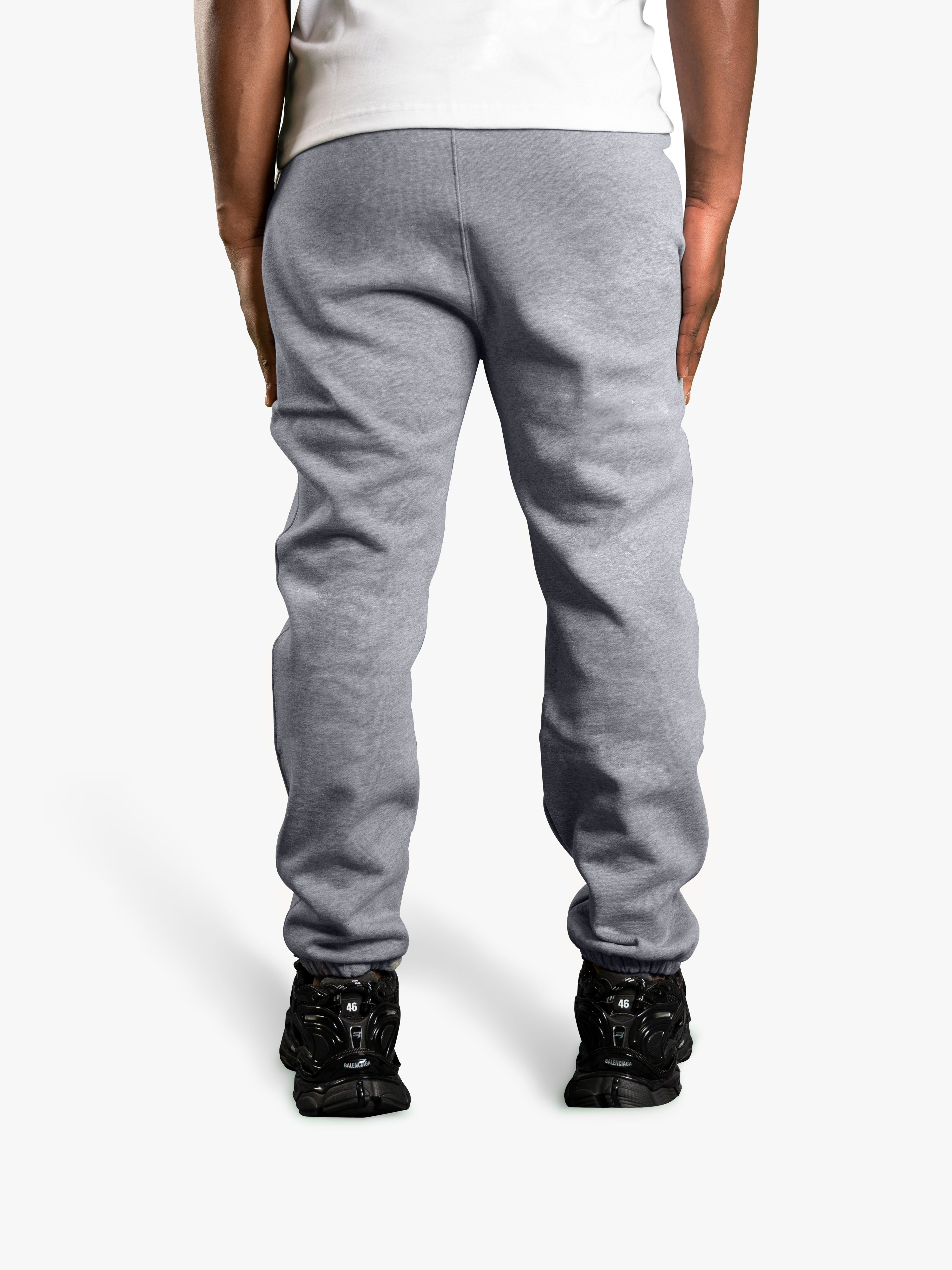 SIGNATURE SWEATPANTS